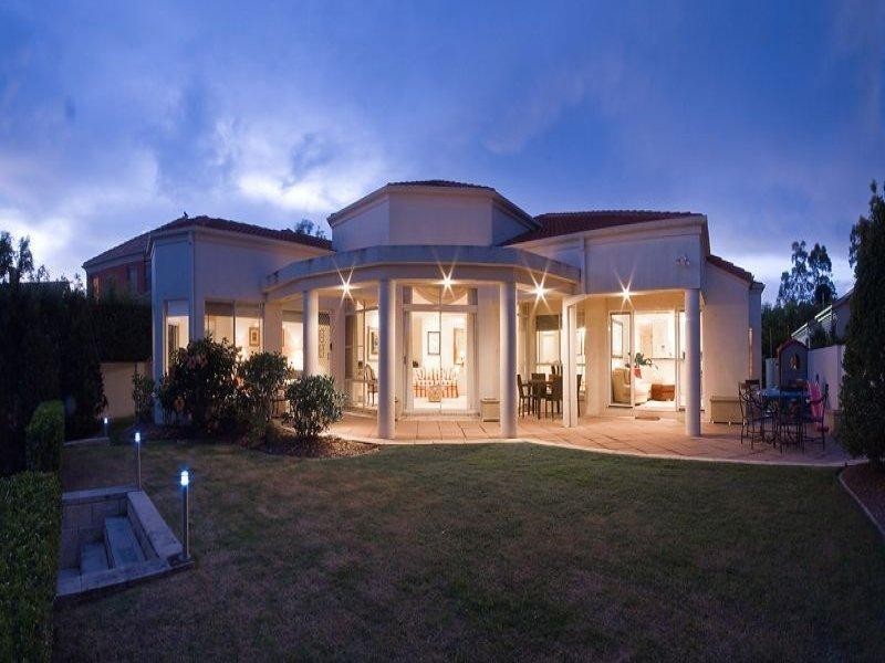 40 Cotlew Street East, Southport QLD 4215