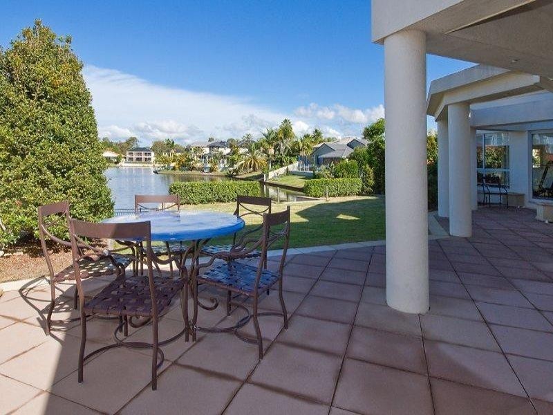 40 Cotlew Street East, Southport QLD 4215