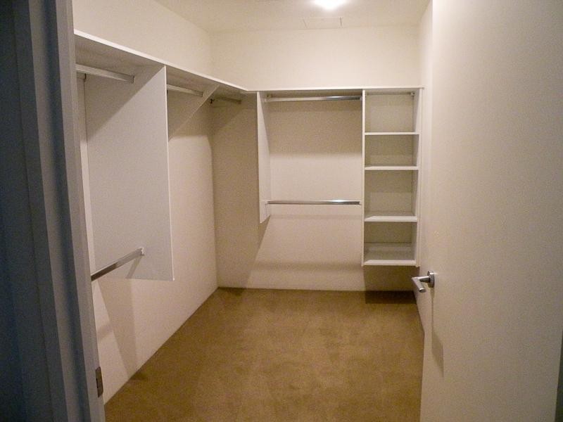 17 Albert Avenue, Broadbeach QLD 4218