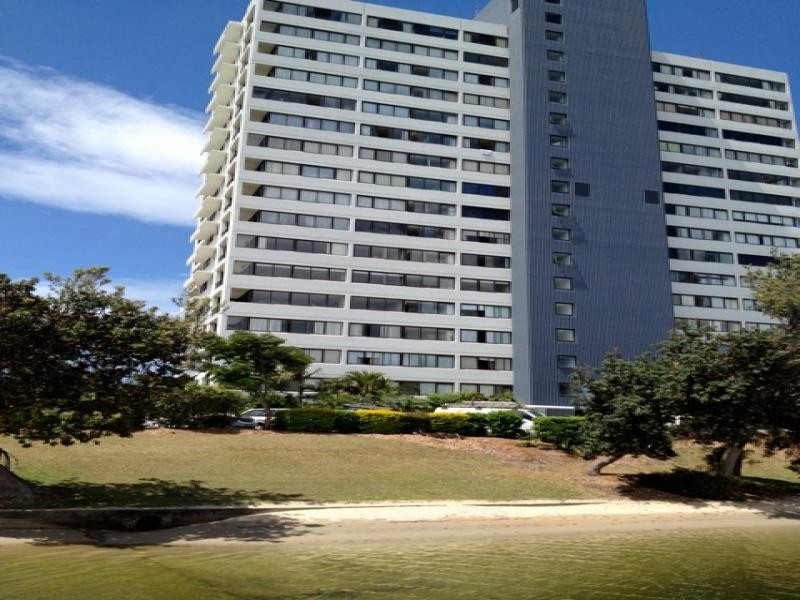 54 Hooker Boulevard, Broadbeach Waters QLD 4218