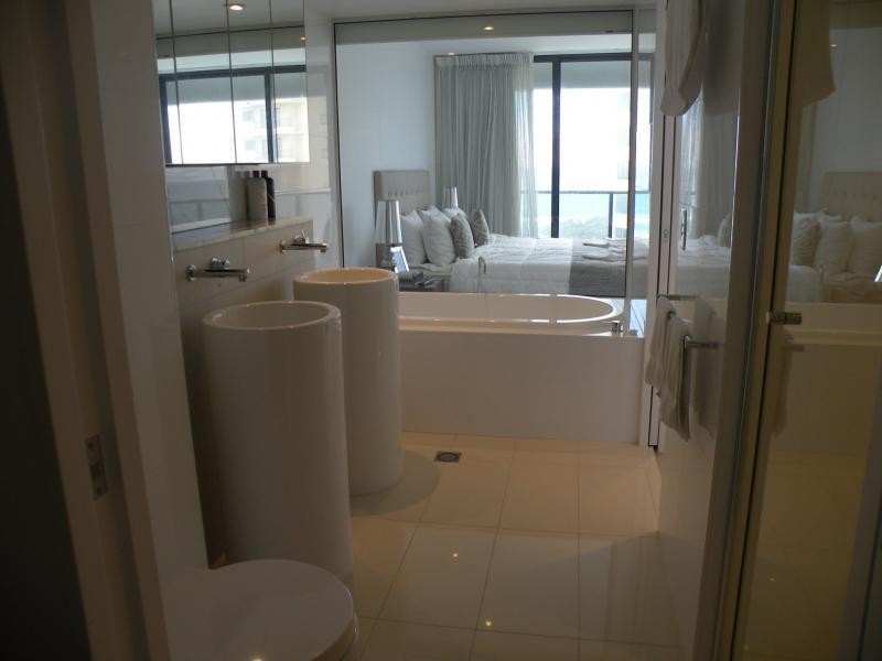 805/1 Oracle, Broadbeach QLD 4218