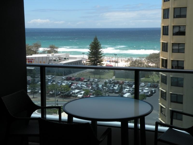 805/1 Oracle, Broadbeach QLD 4218
