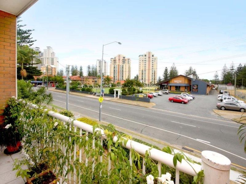 5/162 Surf Parade, Broadbeach QLD 4218