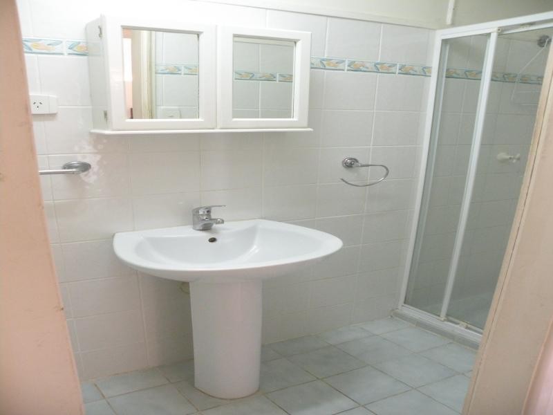 5/162 Surf Parade, Broadbeach QLD 4218