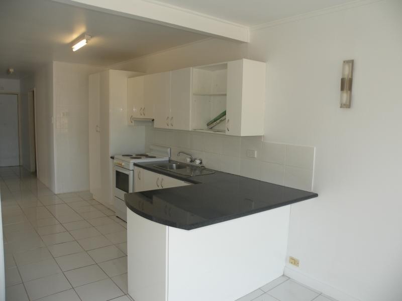 5/162 Surf Parade, Broadbeach QLD 4218