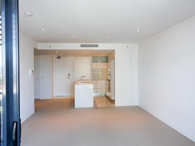 1601/1 Charles Avenue, Broadbeach QLD 4218