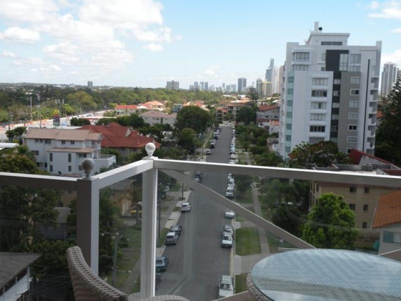 2706/90 Surf Parade, Broadbeach QLD 4218