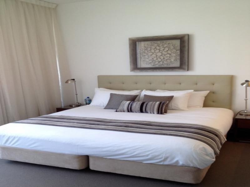 4 Charles Ave – Oracle, Broadbeach QLD 4218