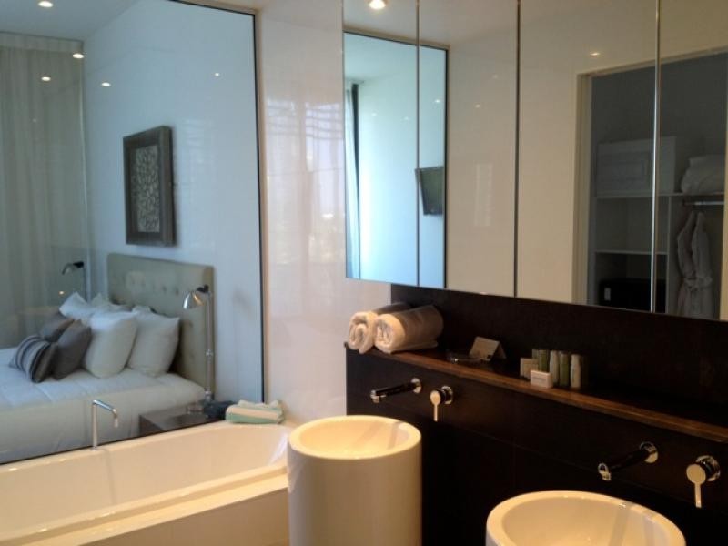 4 Charles Ave – Oracle, Broadbeach QLD 4218