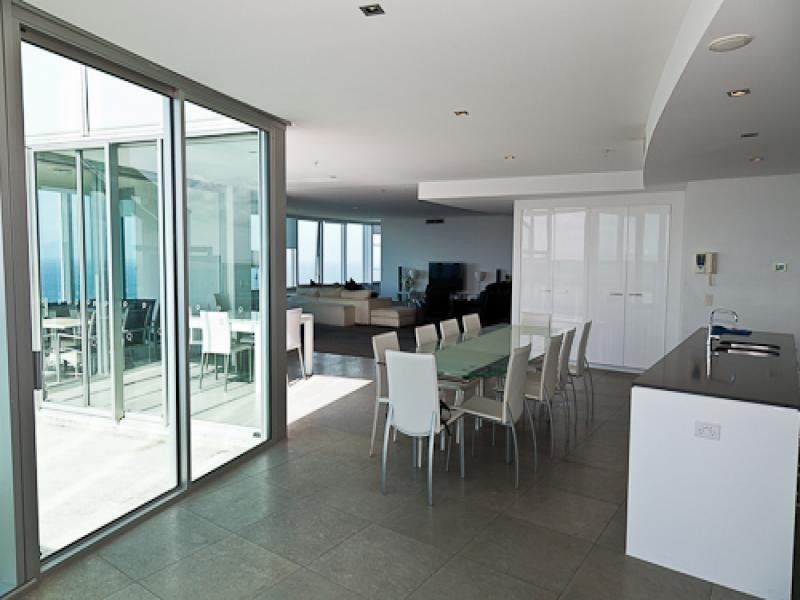 70.01/9  Hamilton Avenue, Surfers Paradise QLD 4217