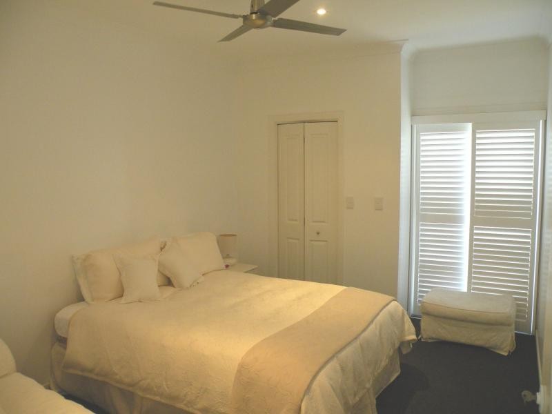1/19 Jubilee Avenue, Broadbeach QLD 4218