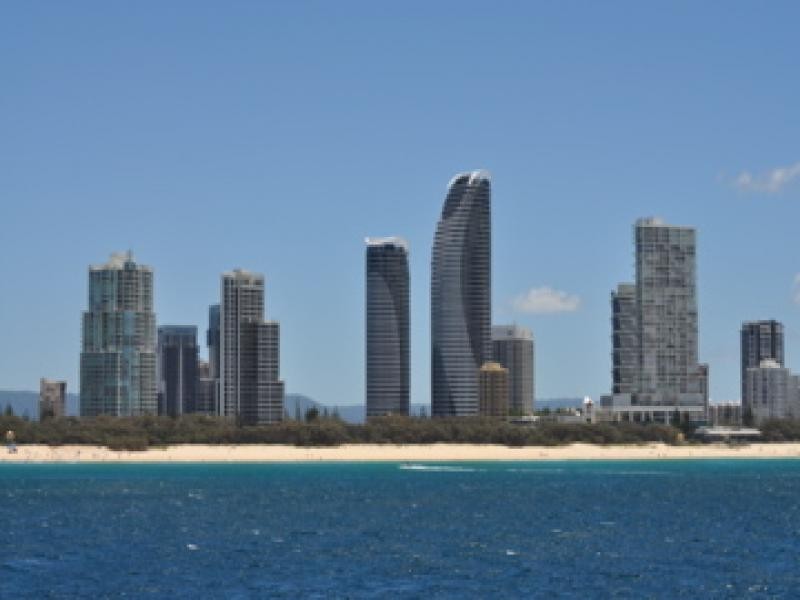 21504/ Charles Avenue, Broadbeach QLD 4218