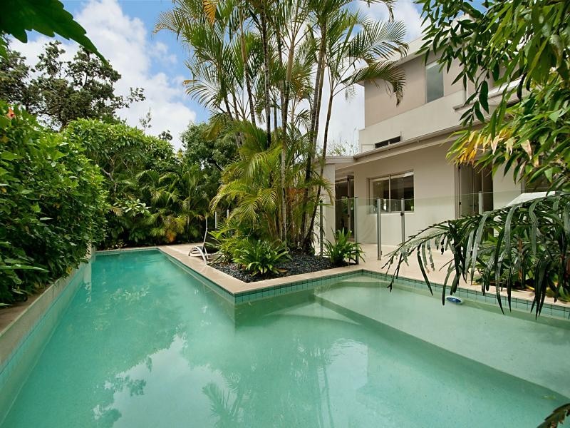 23 Hilda Street, Mermaid Beach QLD 4218