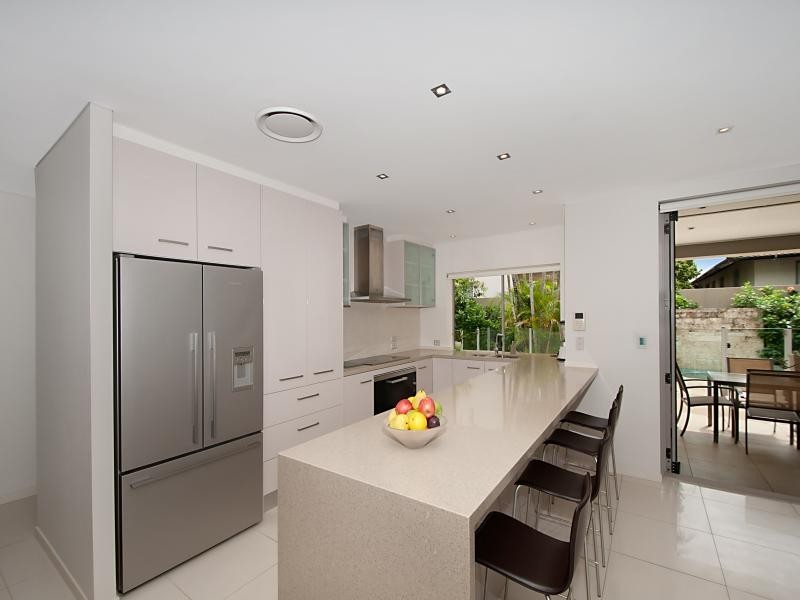 23 Hilda Street, Mermaid Beach QLD 4218