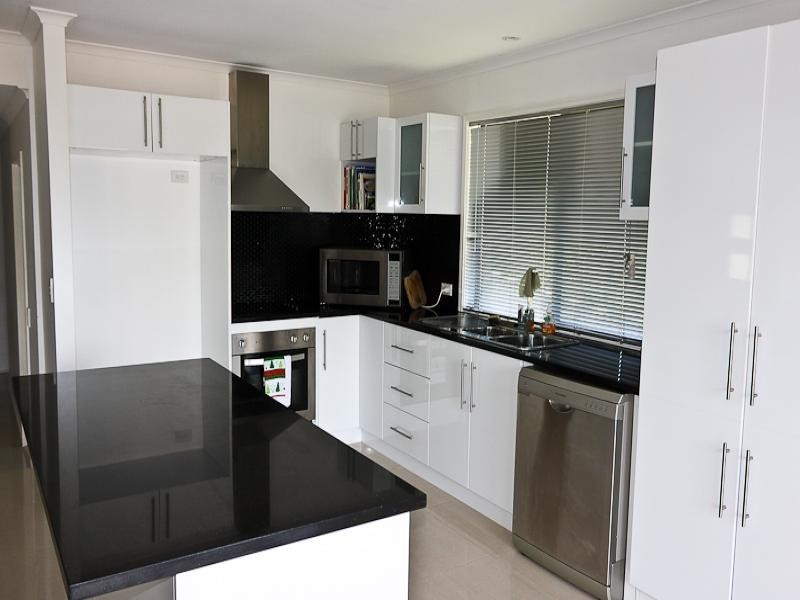 Carrara QLD 4211