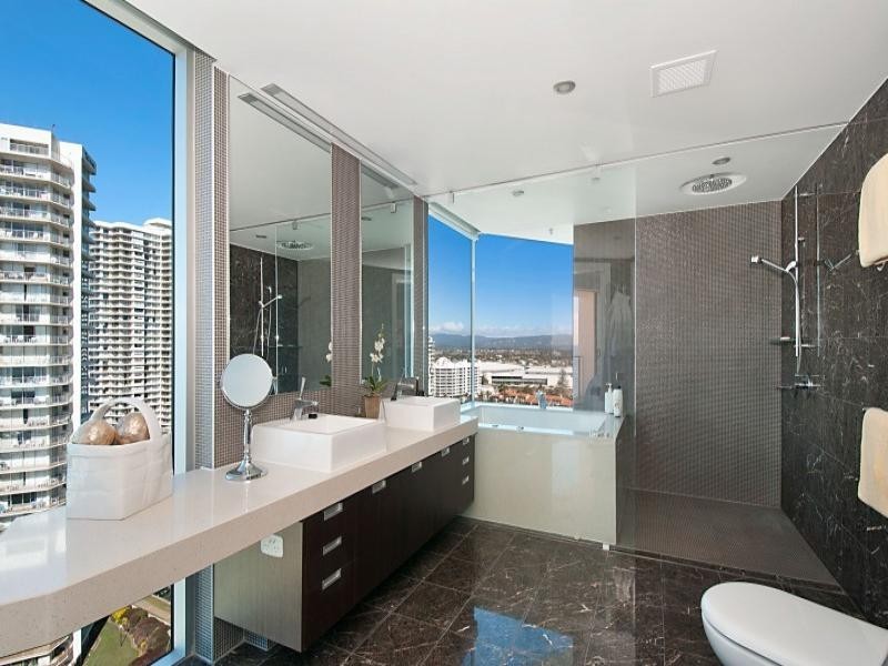 Broadbeach QLD 4218