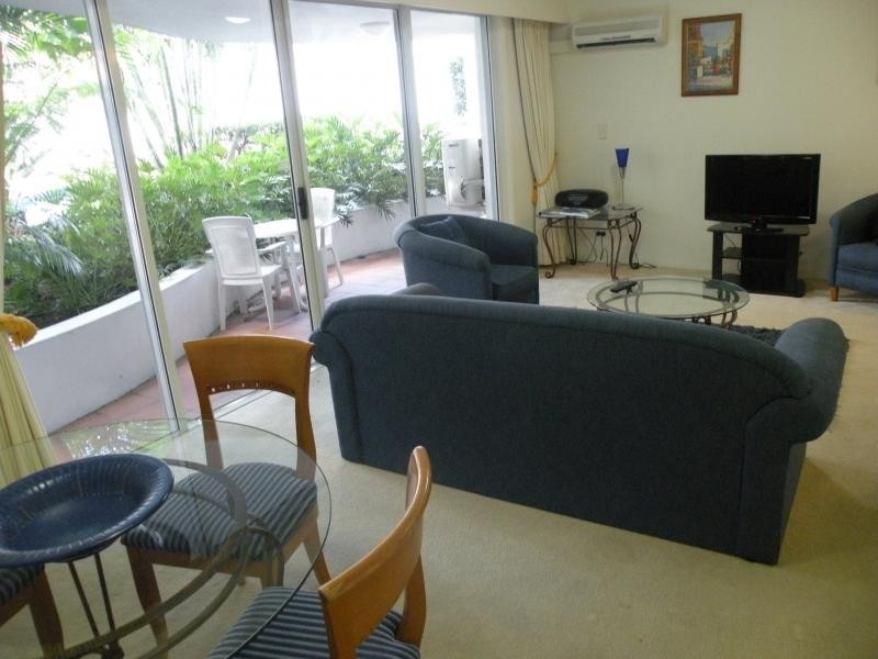2101/24  Queensland Avenue, Broadbeach QLD 4218