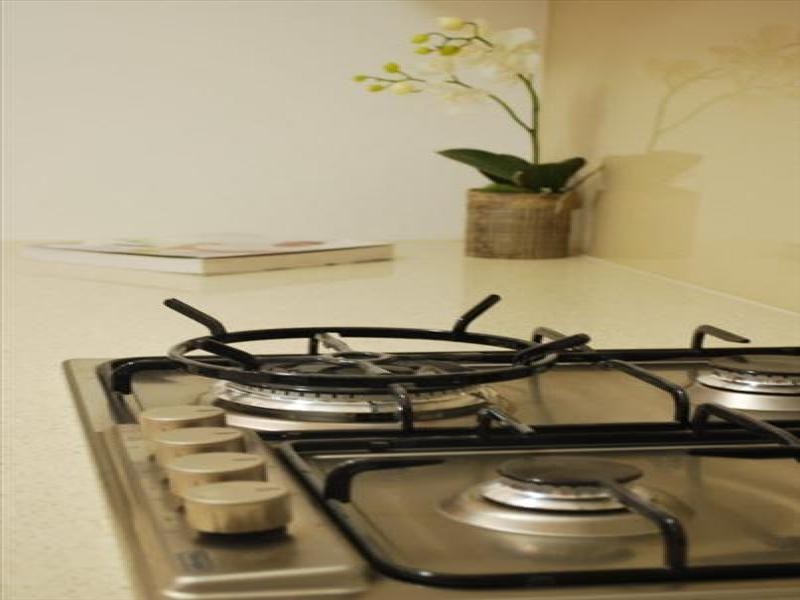 53 Darrambal Street, Chevron Island QLD 4217