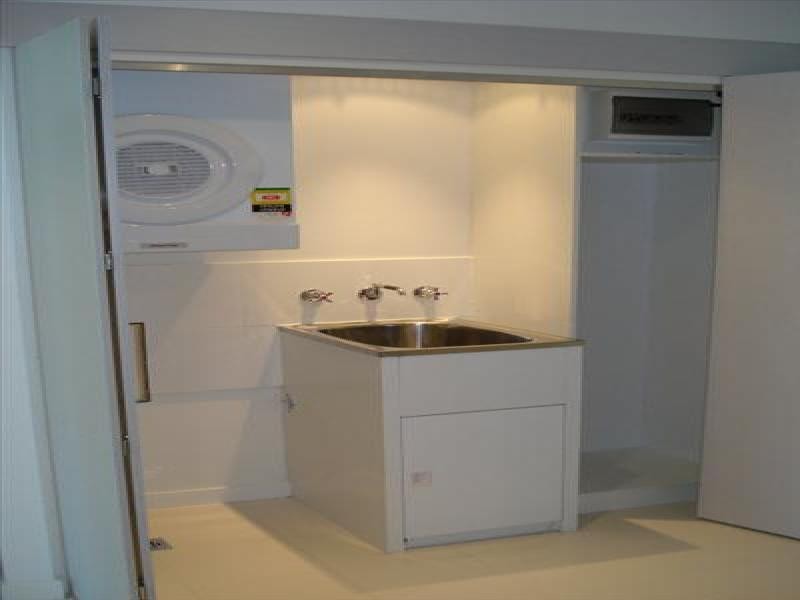 53 Darrambal Street, Chevron Island QLD 4217