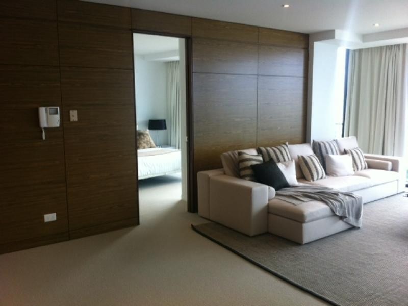 Broadbeach QLD 4218