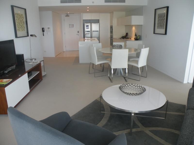 2602/1 ORACLE Charles Ave, Broadbeach QLD 4218