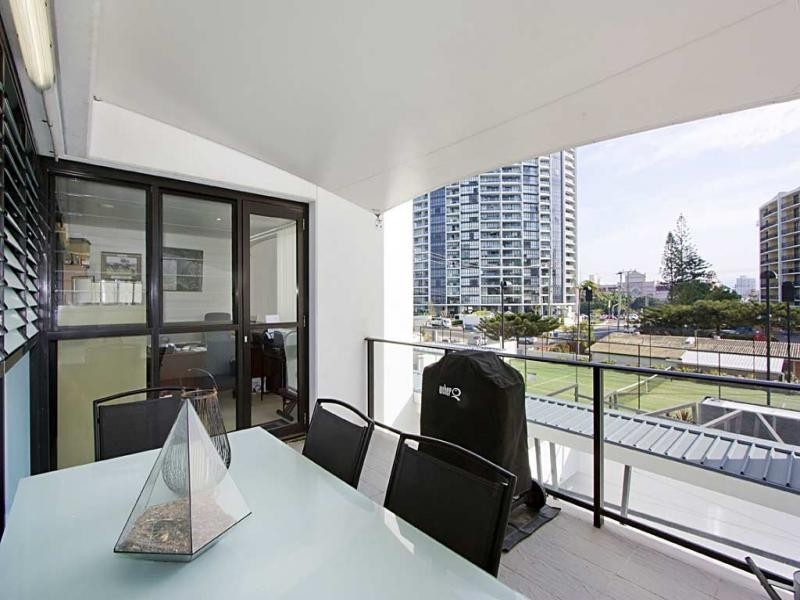 202/14 George Street, Broadbeach QLD 4218
