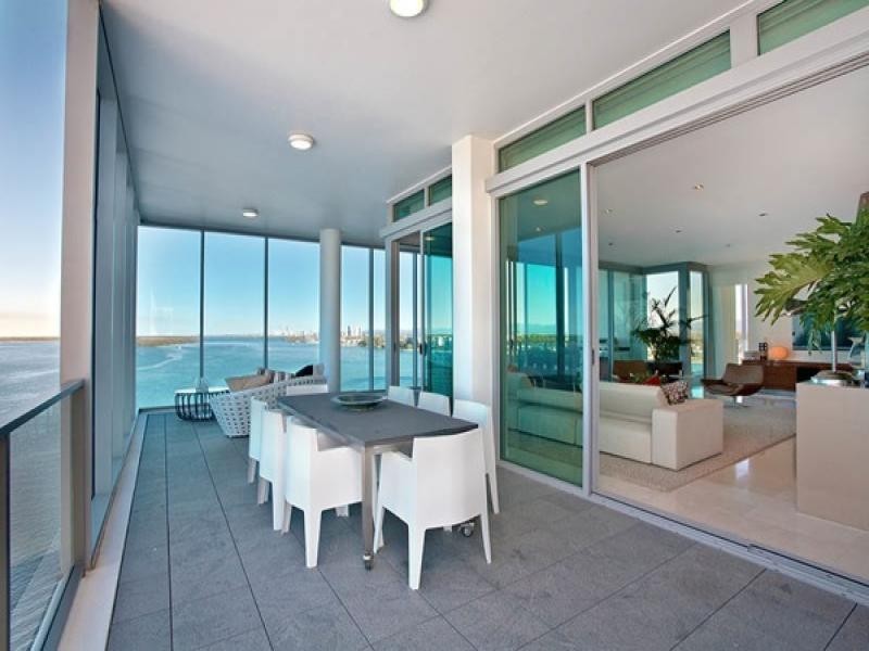 Penthouse/2 Ephraim Island, Paradise Point QLD 4216