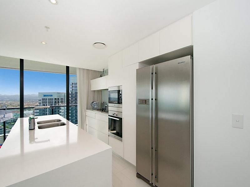 25th Level/4  ORACLE Charles Ave, Broadbeach QLD 4218