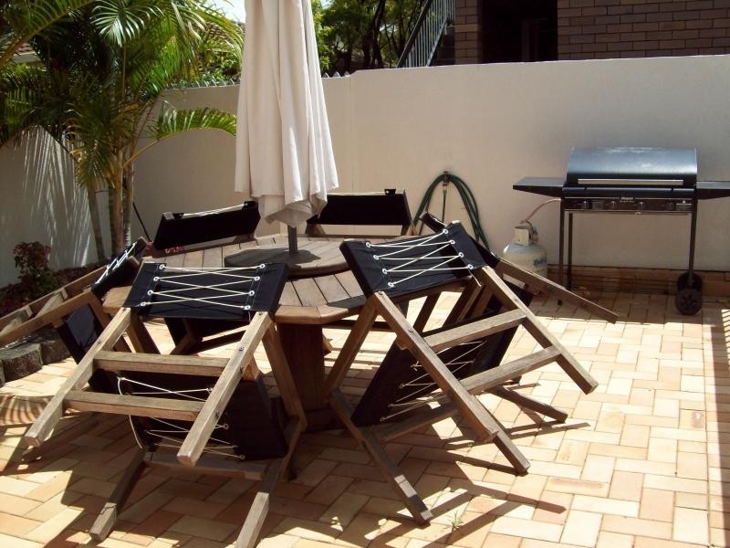 1A/25 Dudley Street, Mermaid Beach QLD 4218