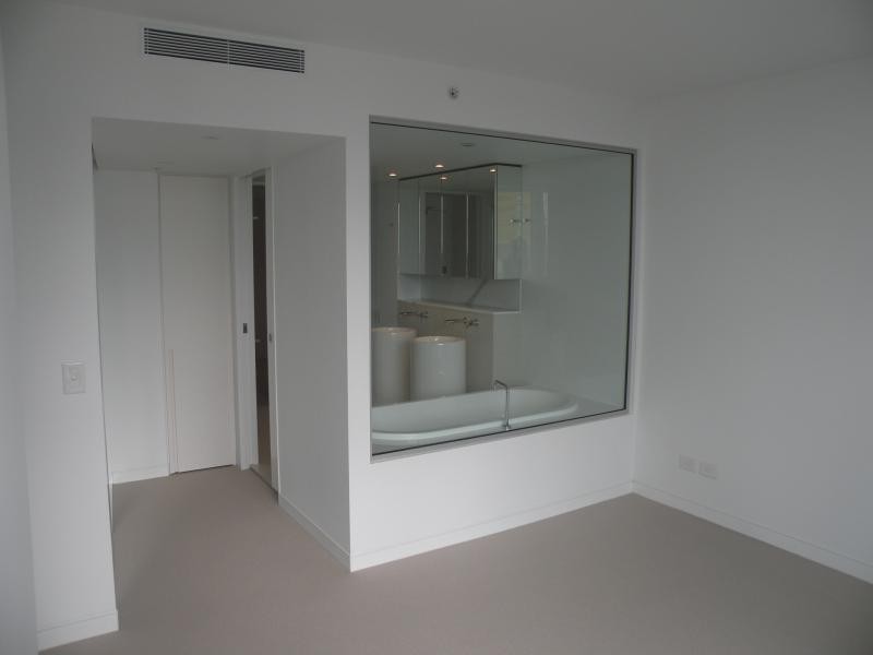 20805/4 Charles Avenue, Broadbeach QLD 4218