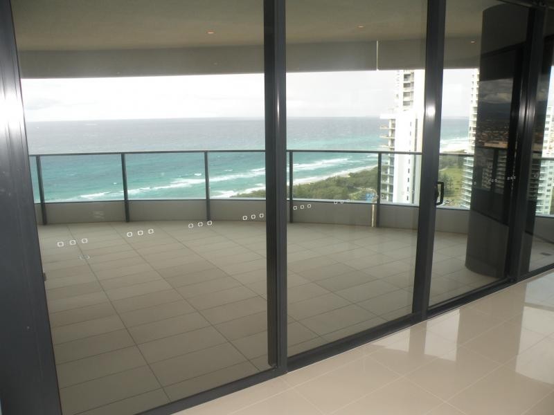 2205/1  ORACLE Charles Ave, Broadbeach QLD 4218