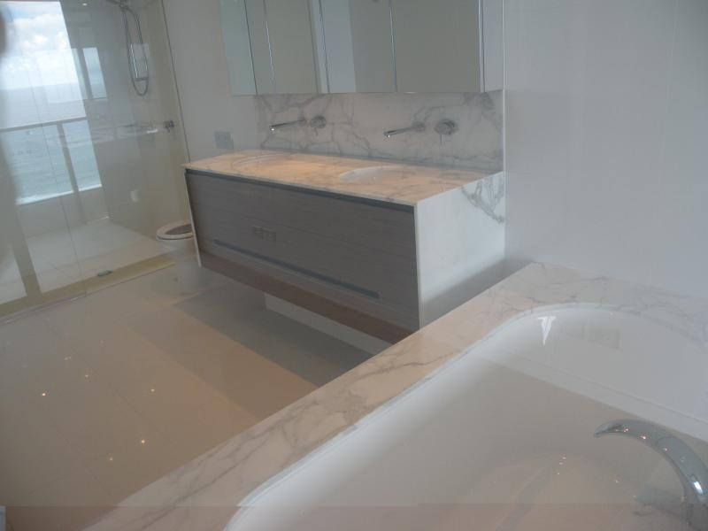 2205/1  ORACLE Charles Ave, Broadbeach QLD 4218
