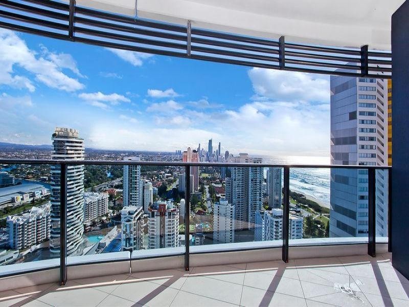 2501/1 ORACLE Charles Ave, Broadbeach QLD 4218