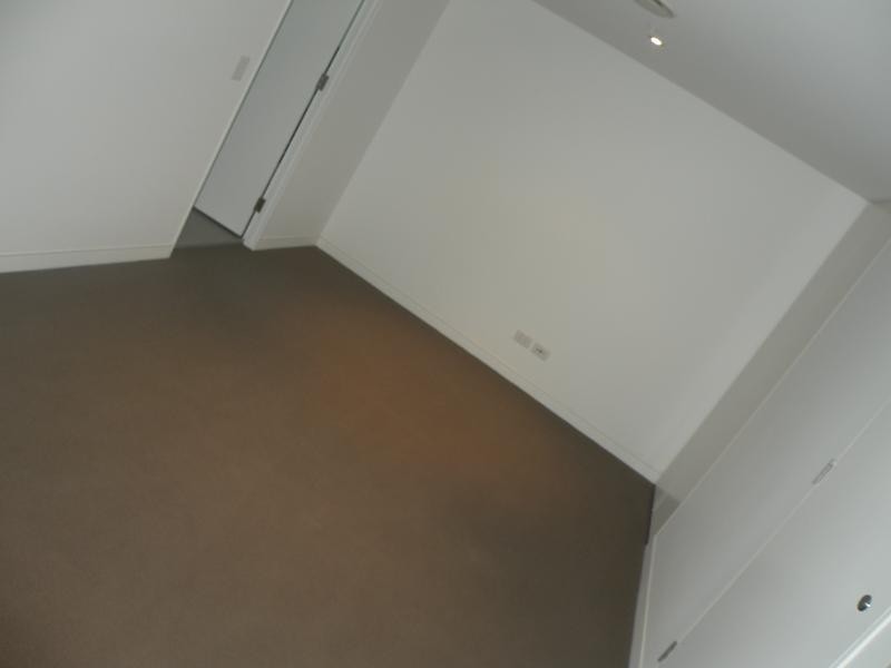 21701/1 ORACLE Charles Ave, Broadbeach QLD 4218