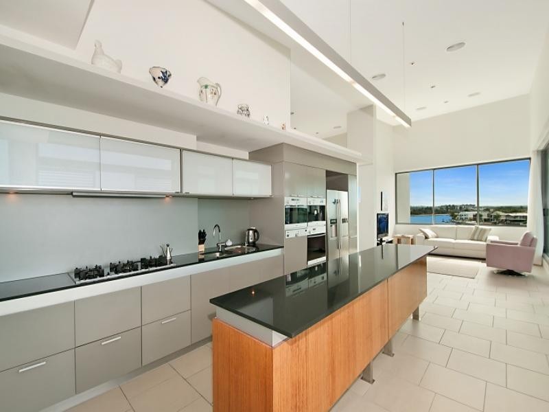 22501/2 Ephraim Island, Paradise Point QLD 4216