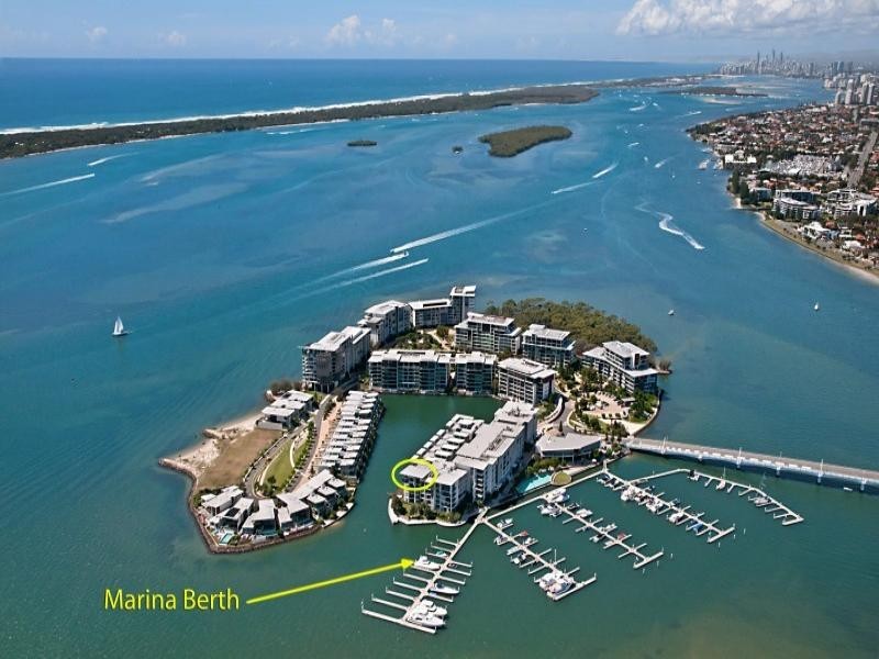 22501/2 Ephraim Island, Paradise Point QLD 4216