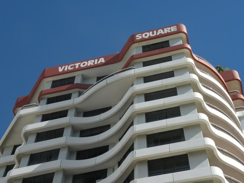 4/13 Federation Avenue, Broadbeach QLD 4218
