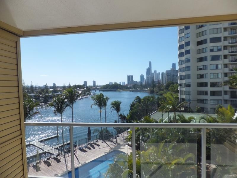 15/2894 Gold  Coast Hwy, Broadbeach QLD 4218