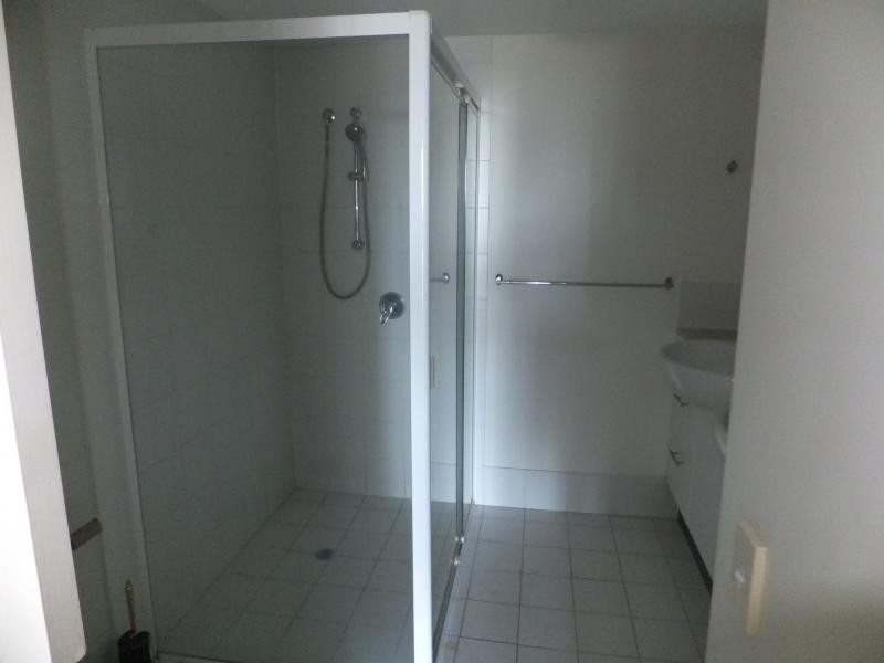 15/2894 Gold  Coast Hwy, Broadbeach QLD 4218