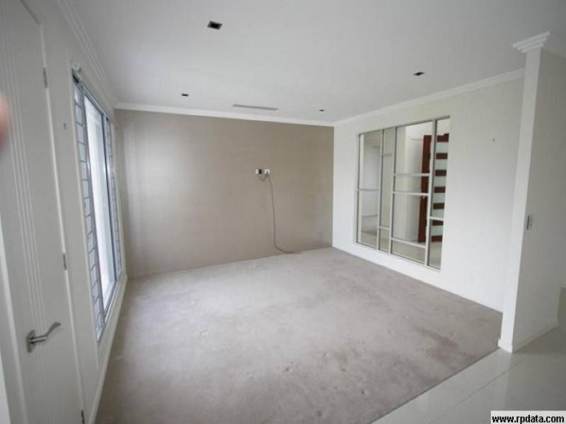 10  Marbella Drive, Benowa Waters QLD 4217