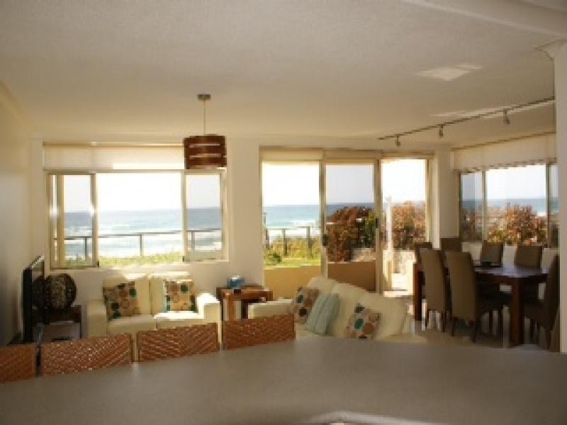 1/119 Albatross Ave, Mermaid Beach QLD 4218