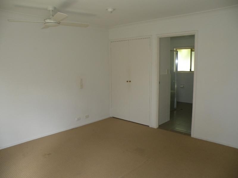 12 Bowmore Crt, Merrimac QLD 4226