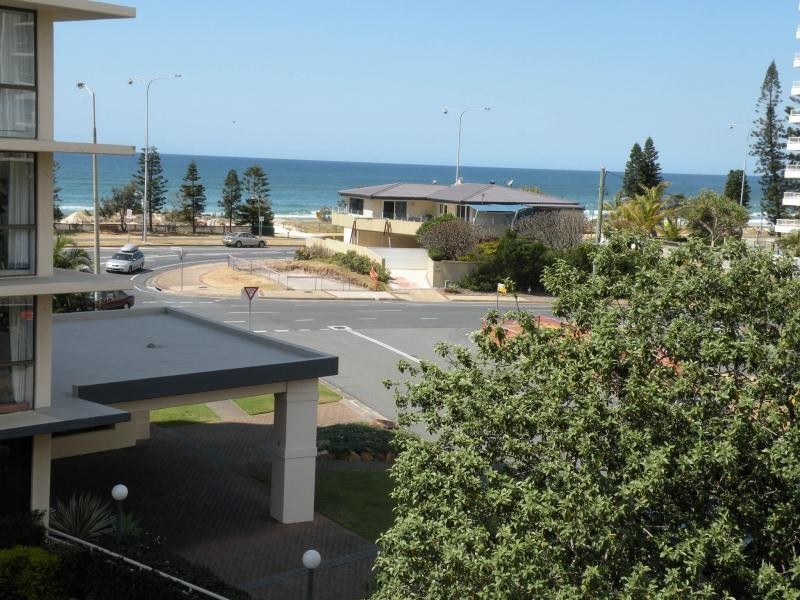 3/3355 Surfers Paradise Boulevard, Surfers Paradise QLD 4217