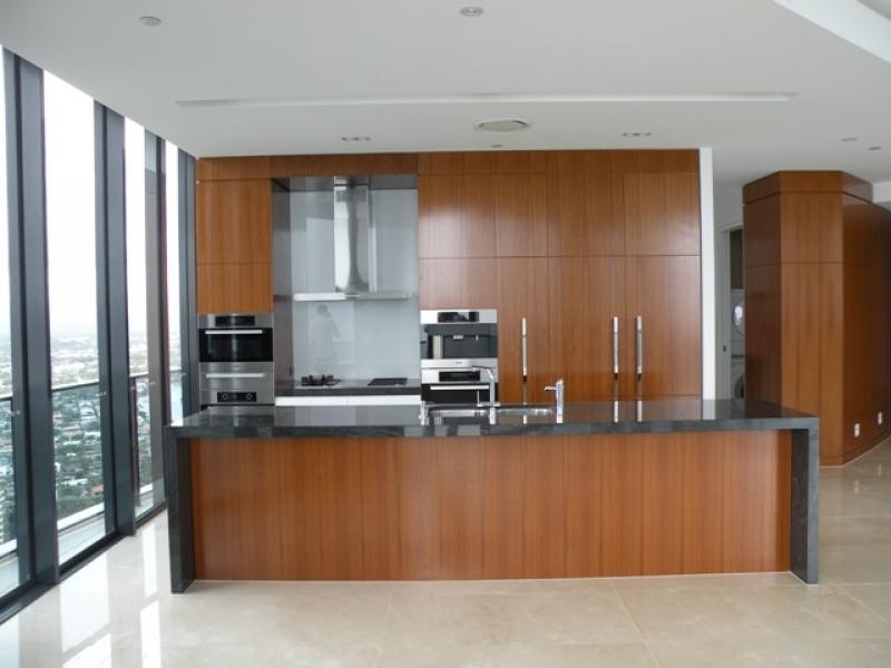 Oracle Penthouse/4 Charles Avenue, Broadbeach QLD 4218