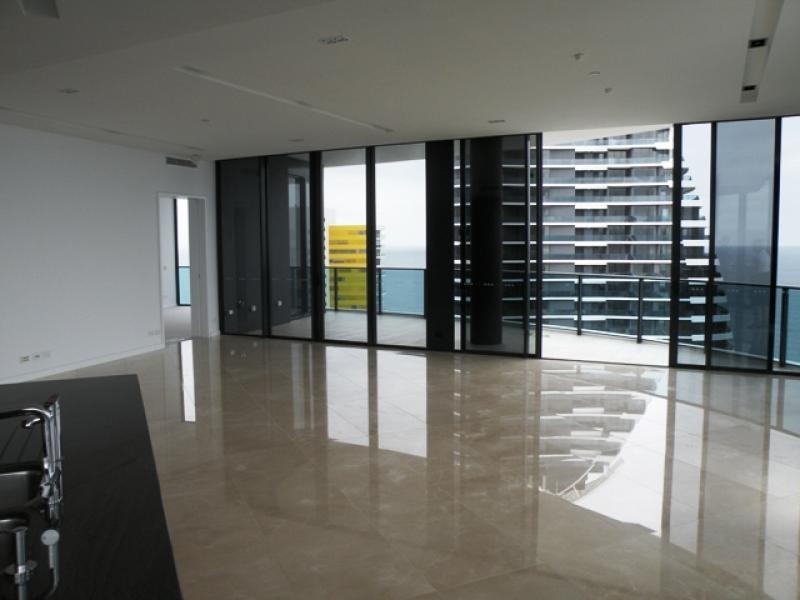 Oracle Penthouse/4 Charles Avenue, Broadbeach QLD 4218