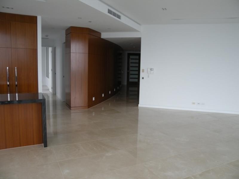 Oracle Penthouse/4 Charles Avenue, Broadbeach QLD 4218