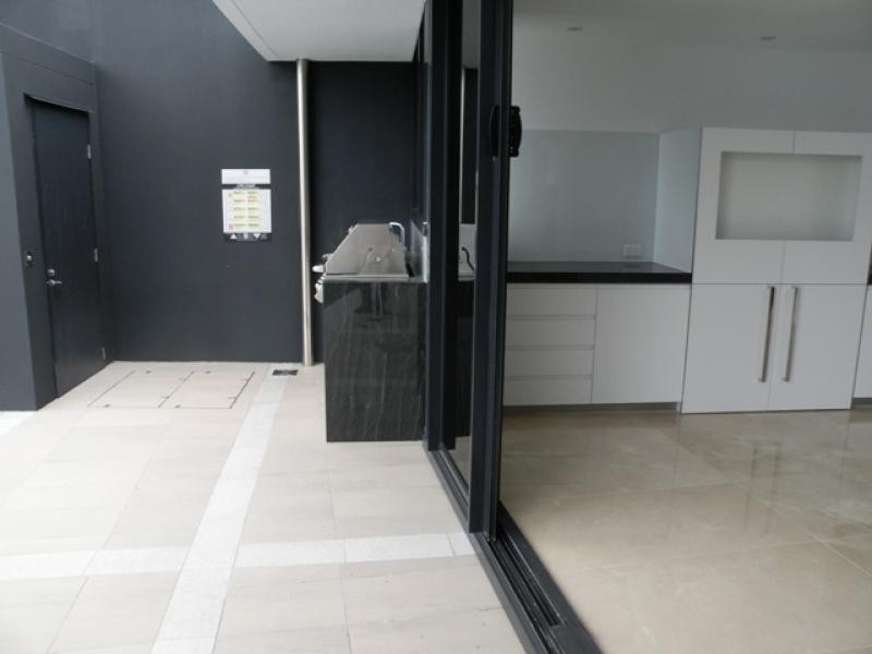 Oracle Penthouse/4 Charles Avenue, Broadbeach QLD 4218
