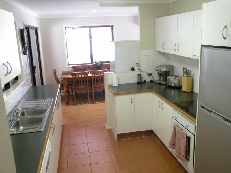 2/22 Paddington, Carrara QLD 4211