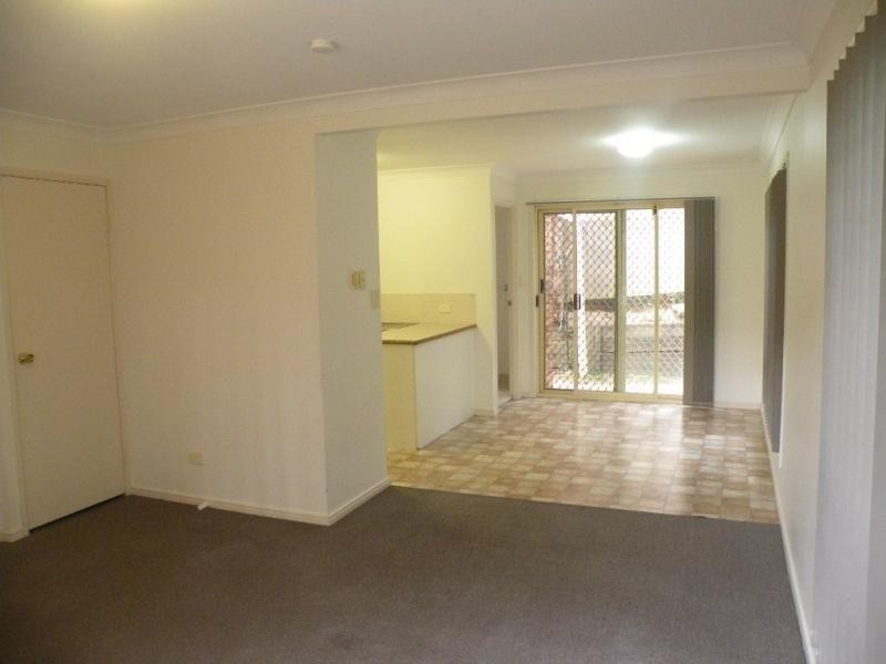 1/128 Smith Road, Woodridge QLD 4114