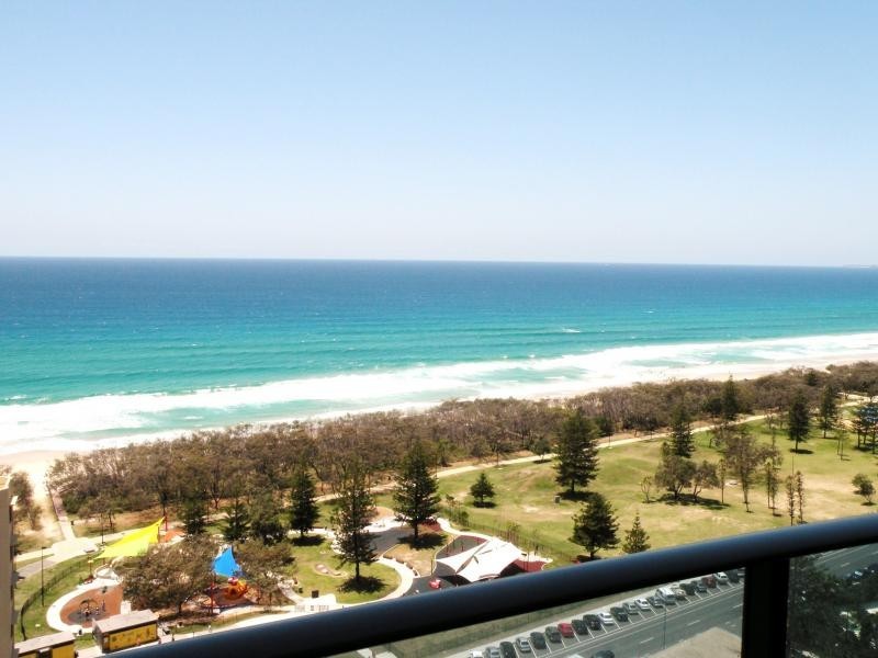 1905/4 ORACLE Charles Ave, Broadbeach QLD 4218